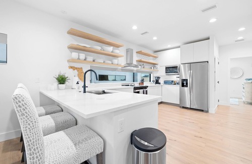 Indian Rocks Beach House | Paradise on Bay Blvd