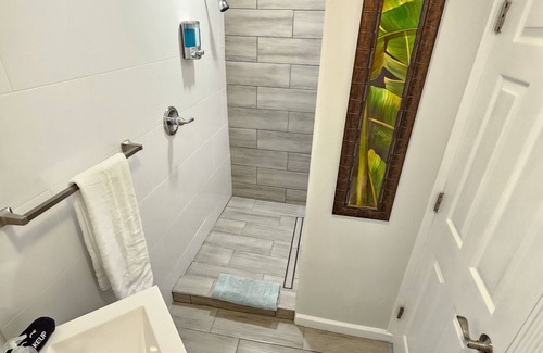 Palm Beach Gardens House | Paradise Private Suite Heated Pool Kayak 5min2 Juno Beach & Baseball Stadiums