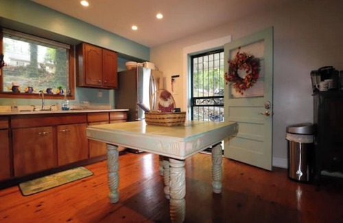 Lancaster House | Paradise Retreat