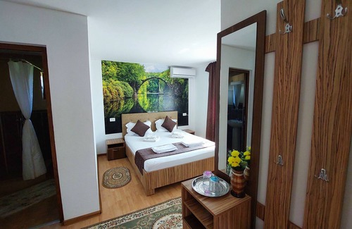 Murighiol Resort | Paradiso, 20 rooms, max 51 persons, swimming pool, in the heart of Danube Delta