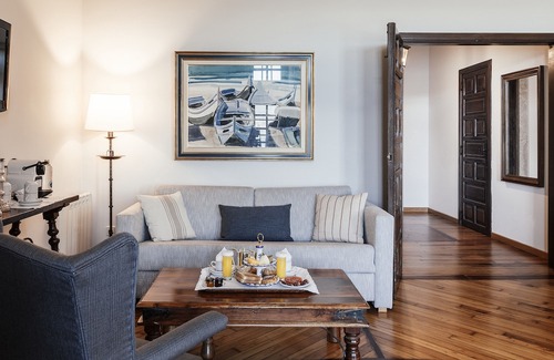 Baiona Old Town Hotel | Parador De Baiona