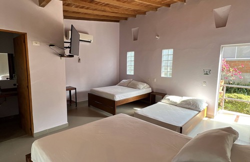 Puerto Triunfo Hotel | Parador del Gitano Hotel & Restaurante
