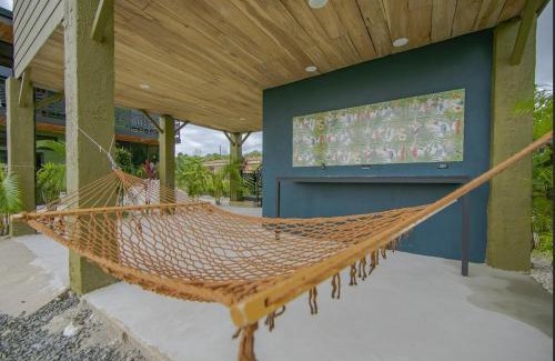 Penas Blancas Villa | Paraiso Lima -King bed and balcony with jacuzzi, fast Wifi, EV powering included! Only 5 minutes to La Fortuna