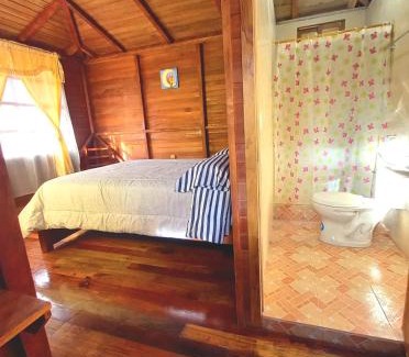 Banos de Agua Santa Bed & Breakfast | Paraiso Orquideario