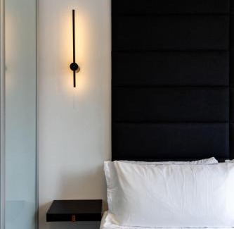 Wellington Place House | PARC LOFT Penthouse with 4bd-WFH-PS5-CN Tower Views