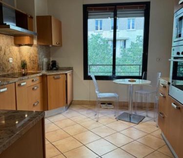 Passy Apartment | Paris Eiffel