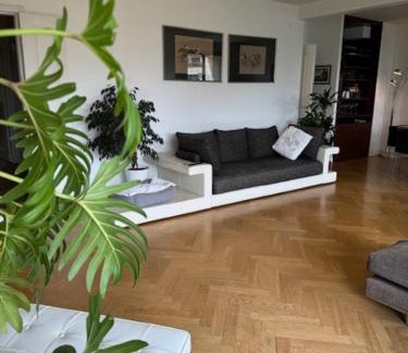Passy Apartment | Paris Eiffel