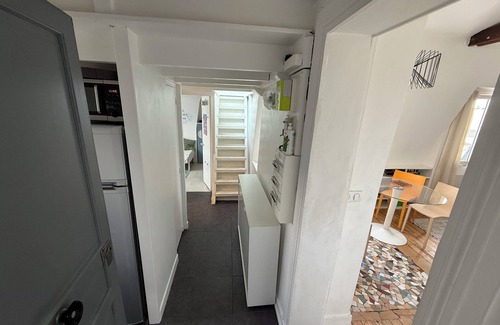 Quartier de la Goutte-d'Or Apartment | Paris in Montmartre