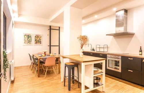 18th Arrondissement Apartment | ParisConciergerie - Duplex for 12 with Cinema, 4BR