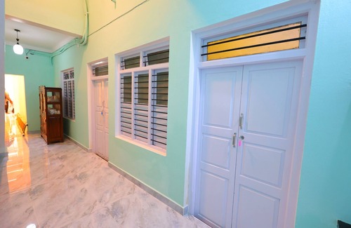 White Town Villa | Park & Explore! 5min to beaches, 8min to food, 350yrs history and more on foot.