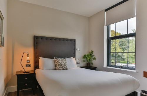 Cardiff City Centre Apartment | Park Lane Aparthotel by Urban Space