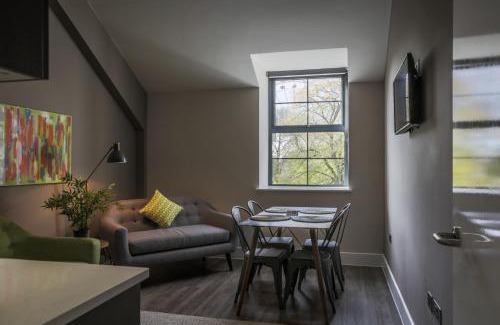 Cardiff City Centre Apartment | Park Lane Aparthotel by Urban Space