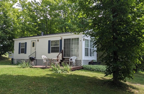 Perry Cottage | Park Model Units for Rent by Silver Lake NY