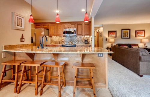 Historic District Apartment | Park Place B102
