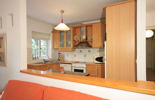 Marousi Apartment | Park View Apartment 2BDR 130sqm & Private Garden