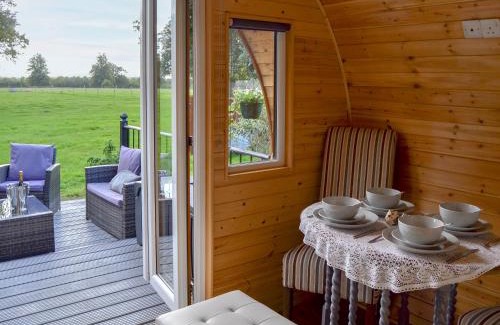 Palgrave House | Park View - Ukc4925