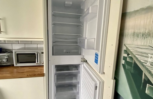 Reading Apartment | Parking for 2 /Garden /Long Stays /Sleeps 5