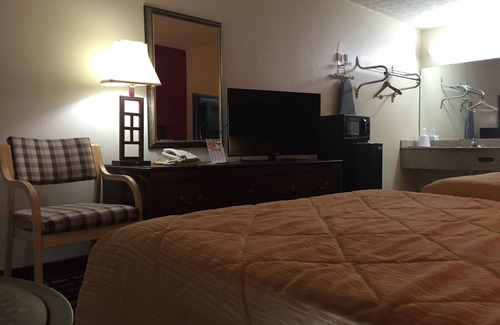 Morristown Hotel | Parkway Inn