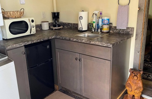 Gardiner Apartment | ParkWay Yellowstone Guest House Apartment #3