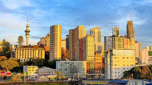 Parnell Apartment | Parnell Haven Apartment with Parking, Aircon & Gym