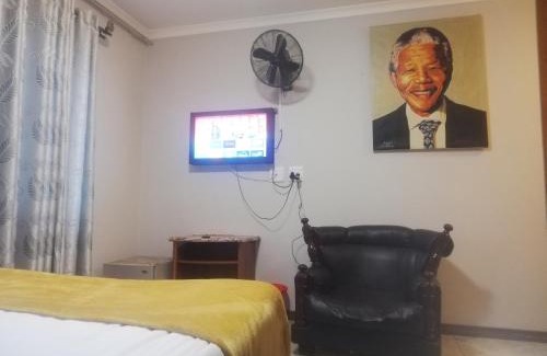 Trawal Hotel | Parow city -Star Legend Lodge
