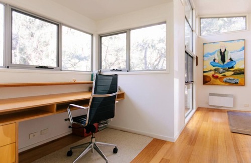 Freycinet House | Parsons Cove Beach House - Uniquely located in Freycinet National Park