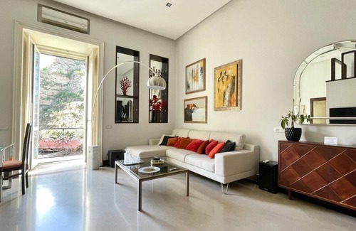 Santa Lucia Apartment | Partenope143 apartment, the best of Naples just a stone's throw from you