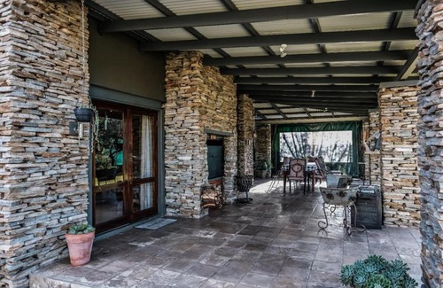 Vredefort House | Parys, Vaal de Grace