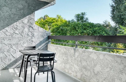 Pasadena Apartment | Pasadena 1BR w gym pool nr Colorado Ave LAX-861