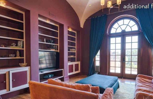 Pasadena House | Pasadena Palace