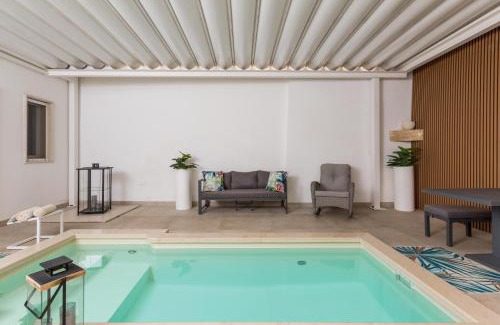 Squinzano Villa | Pasitea Luxury Suite by BarbarHouse