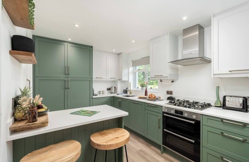 Little Kimble House | Pass the Keys | Cute & Cosy Cottage | Chilterns