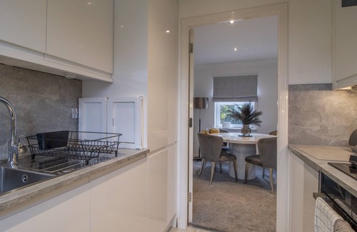 Newton Mearns Apartment | Pass the Keys | Beautiful Maisonette SW Glasgow