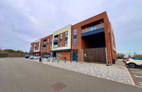 Hartwell Apartment | Pass the Keys Modern Penthouse Style Apartment in Haddenham