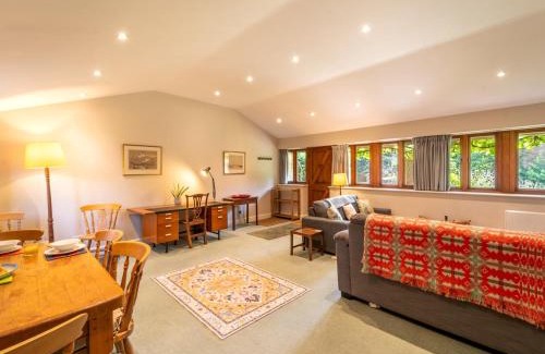 Sibford Gower House | Pass the Keys Private Countryside Annexe wonderful views