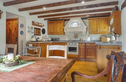 Low Newton House | Pass the Keys | Stunning 4 Bed Barn Conversion | Hot Tub