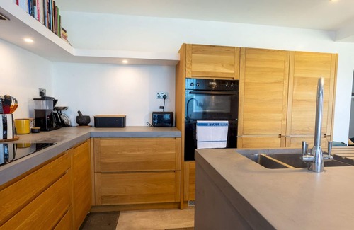 Ovingdean House | Pass the Keys | Stylish family seaside cottage with parking