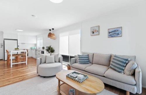 Tomakin House | Pat's Place