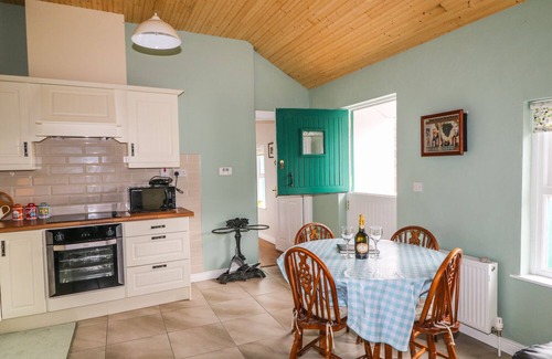 Rostrevor Cottage | PAT WHITE'S COTTAGE, pet friendly, with open fire in Rostrevor