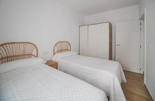 Algeciras Apartment | Patio Cuarenta Bajo