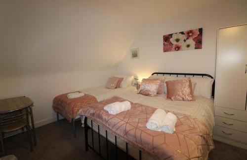 Sutton-in-Ashfield House | Pavement House