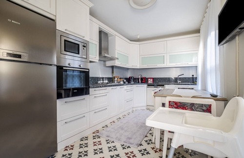 Uludag Villa | Pavilion with Bosphorus View in Anadolu Hisari