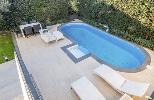 Uludag Villa | Pavilion with Bosphorus View in Anadolu Hisari