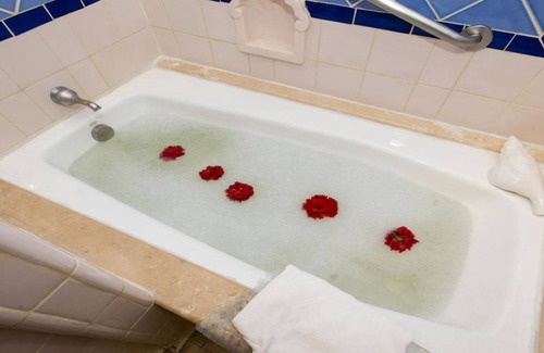 Cerritos Resort | PB Emerald Bay Owner Master Suite 1BR2B- Jan 25 - Feb 1, 2026