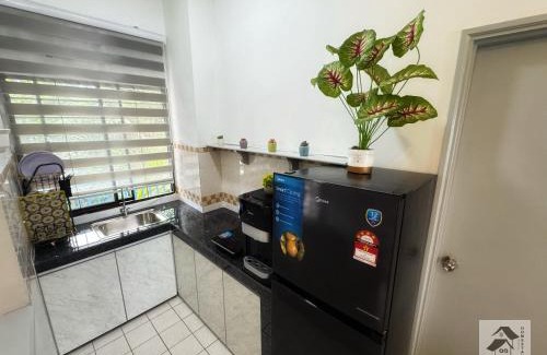 Taman Haji Zainal Apartment | PD Corus Nice Seaview Retreat Stay -2R1B up to 6 paxs