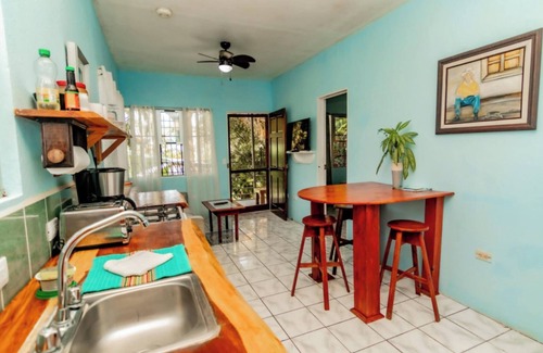 Manuel Antonio Bed & Breakfast | Peace of Paradise