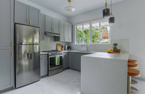 Carmen House | Peace Villa - WALK TO THE BEACH