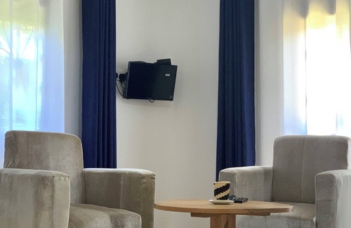 Fort Portal House | Peaceful, quiet 4-bedroom holiday home @Karambi, Fort Portal Tourism City Uganda