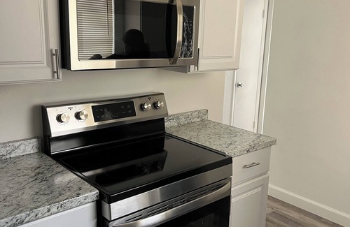 Port Charlotte House | Peaceful 2-bedroom house with AC in Port Charlotte