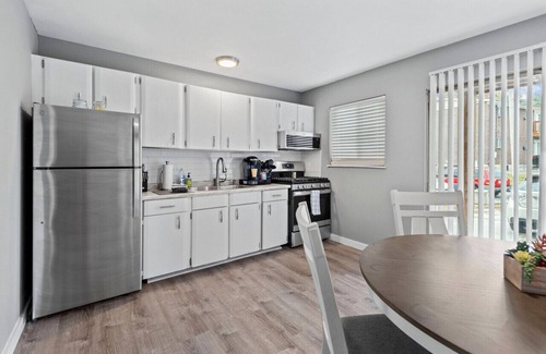 St. Charles Apartment | Peaceful 2 Bedroom Next to Park!